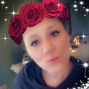 Meet your Posher, Jenn